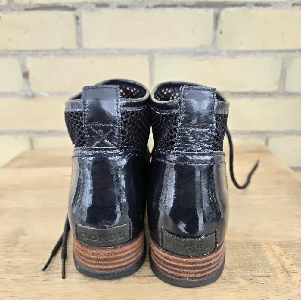 Sorel Major Lace-up Shot Boots - Picture 4 of 9